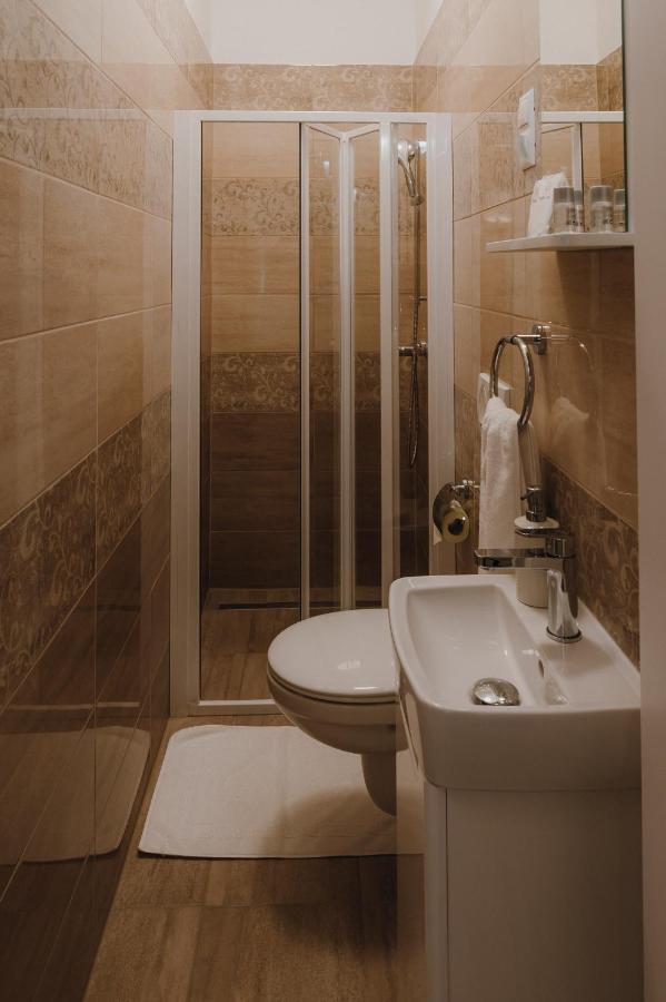 Dozsa Apartman Сегед Екстер'єр фото