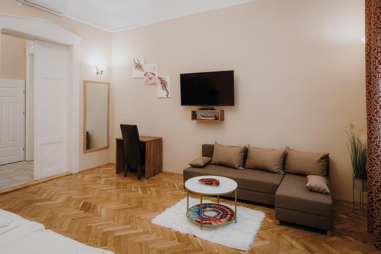 Dozsa Apartman Сегед Екстер'єр фото