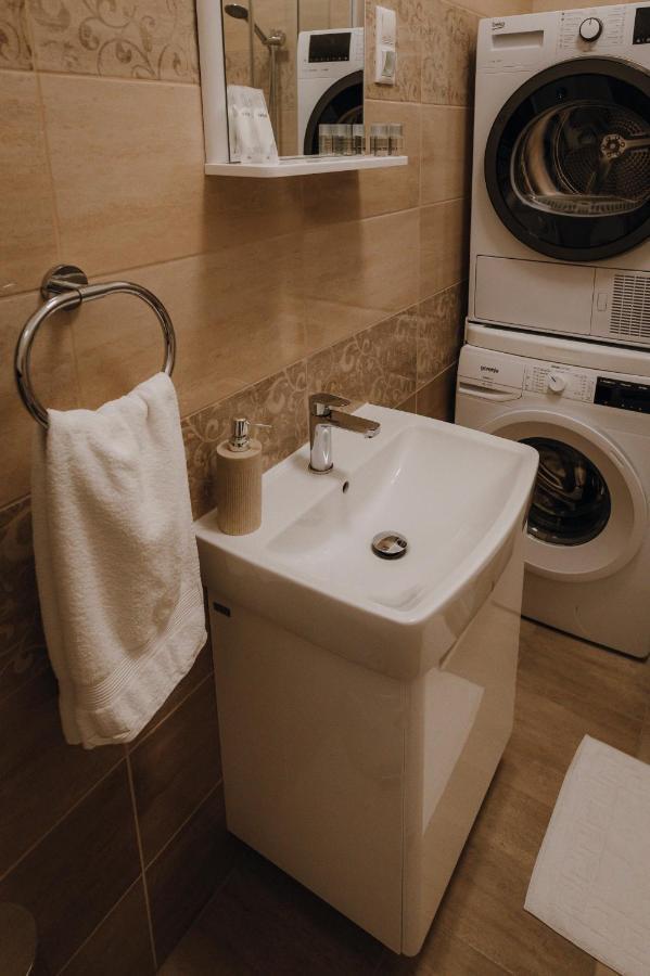 Dozsa Apartman Сегед Екстер'єр фото