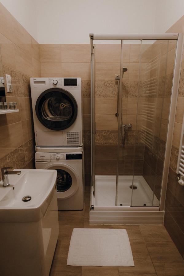Dozsa Apartman Сегед Екстер'єр фото